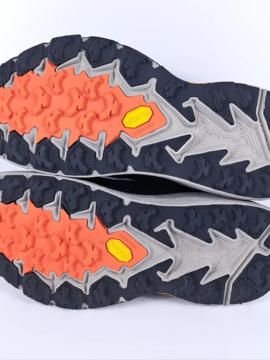 Hoka Speedgoat 4 Mens 11 Trail Hiking Running Shoes Vibram Cushioned Black - Picture 13 of 16